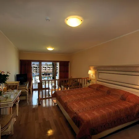 Kandia's Castle & Thalasso Nafplio 5*